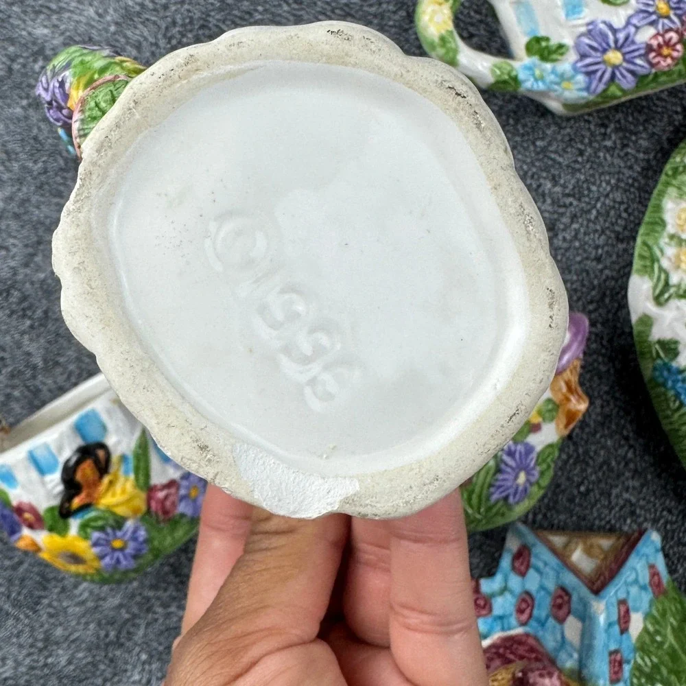 N/A vintage ceramic
